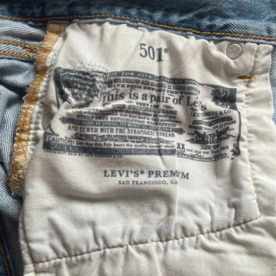 Blå jeansshorts från Levi's - 4