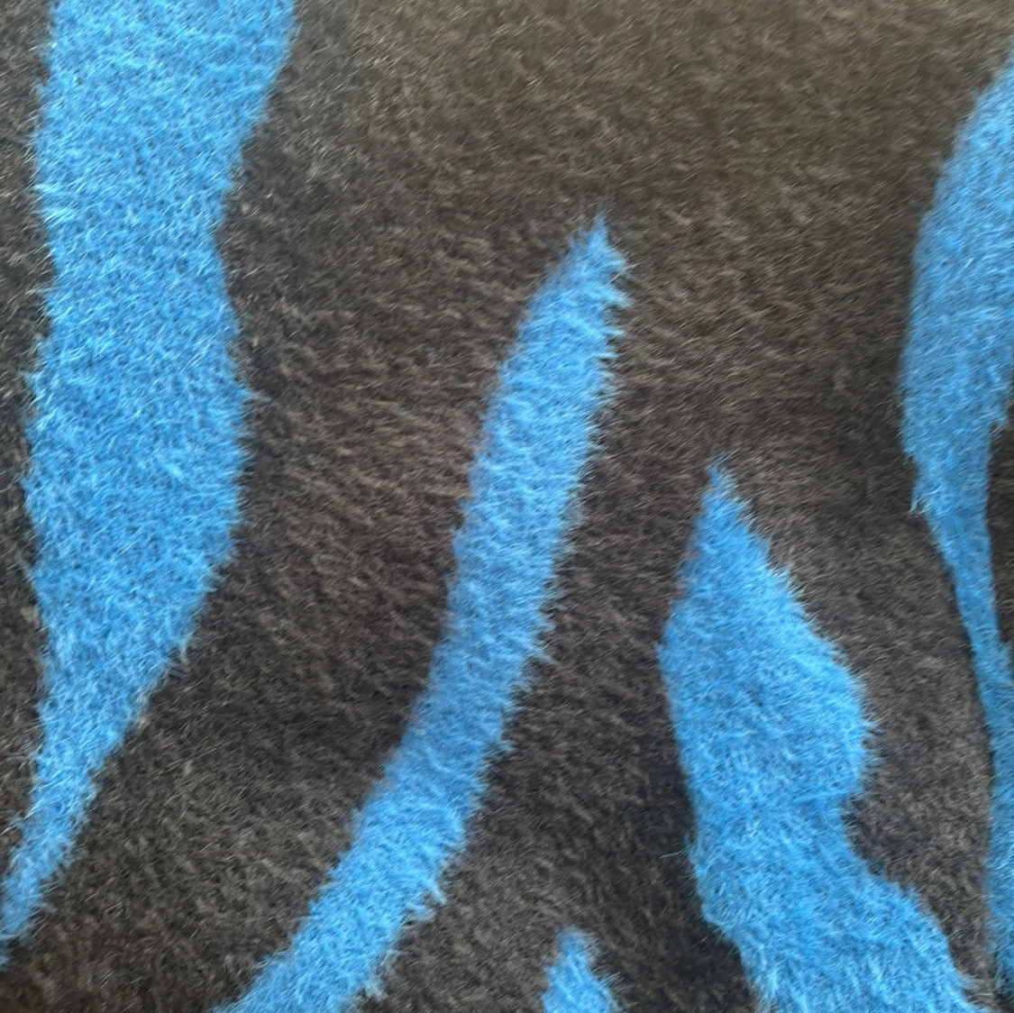 Trendiga mönstrade tröja  - 1