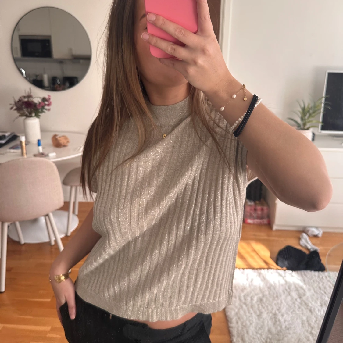 Beige glittrig topp - 2