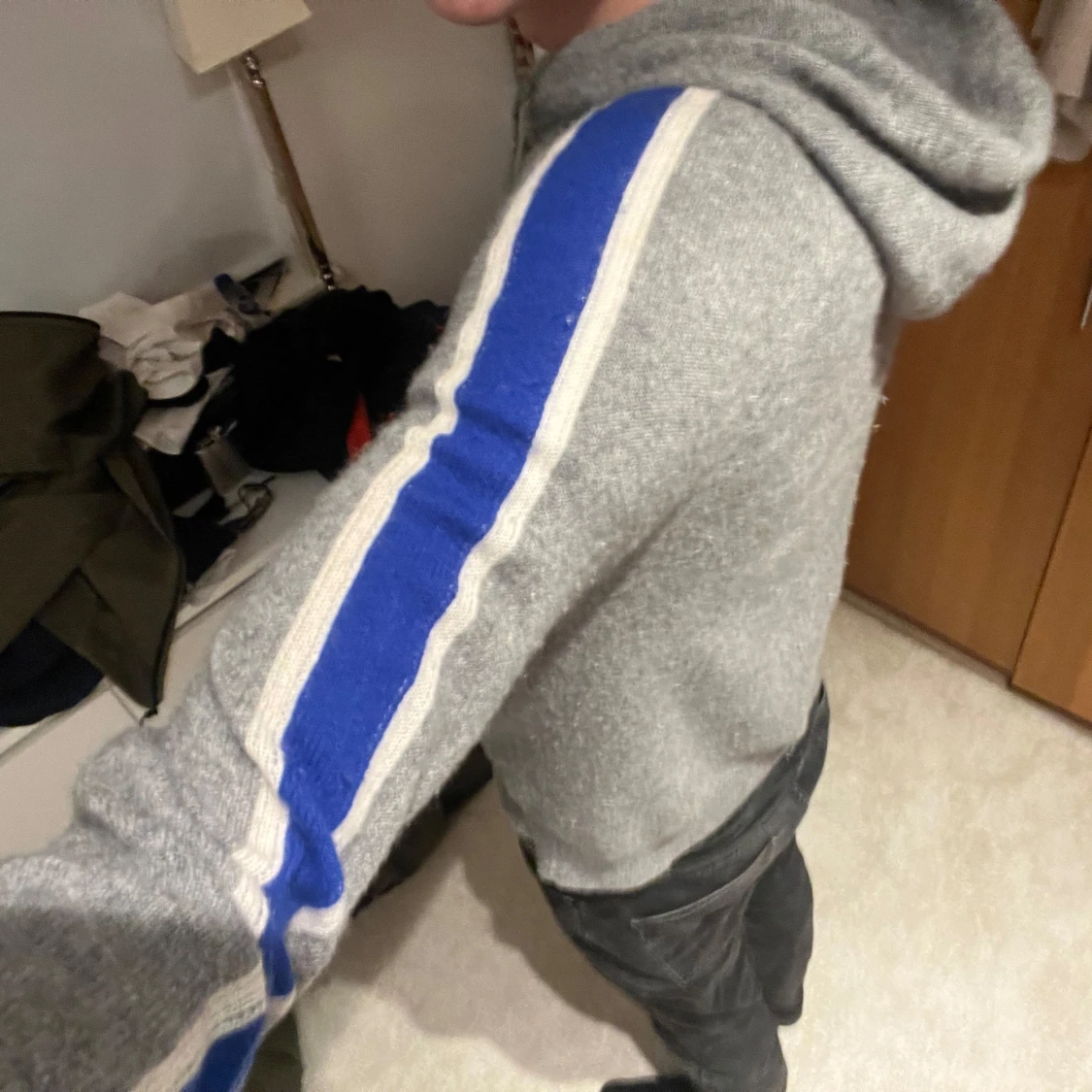 Cashmir hoodie från from future  - 3