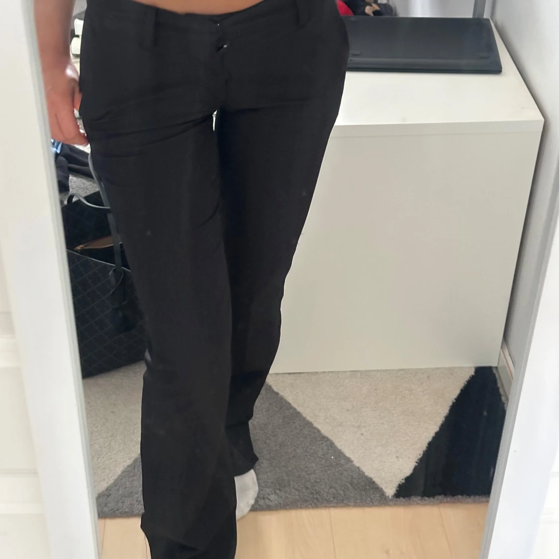 Lågmidjade kostymbyxor  - 1