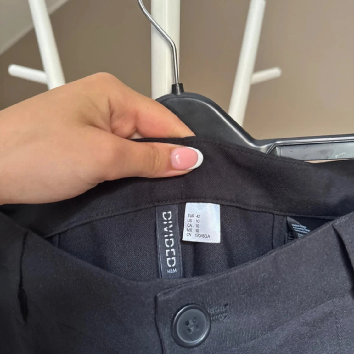 Svarta bootcut kostymbyxor H&M Divided - 2