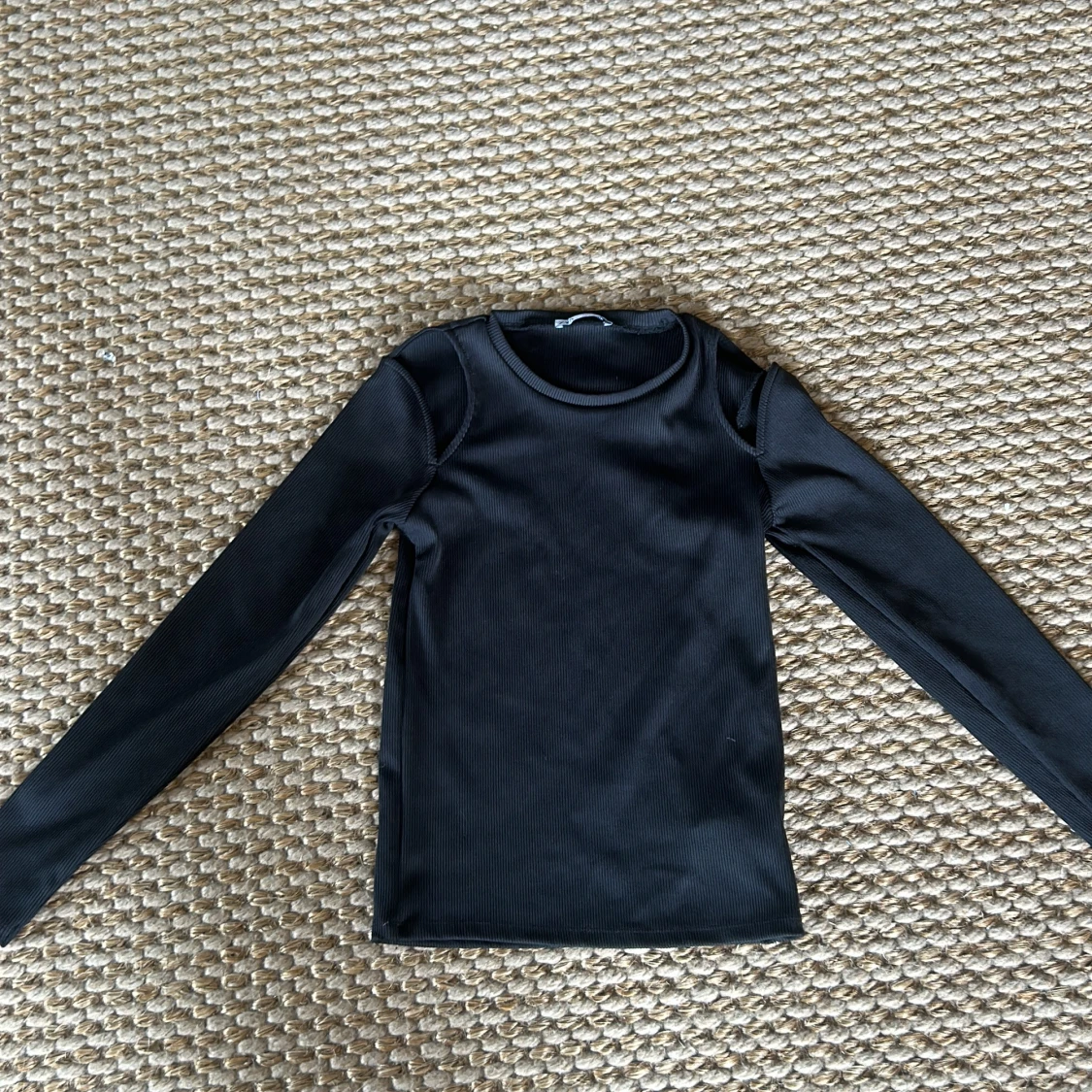 Svart ribbad långärmad topp från Zara