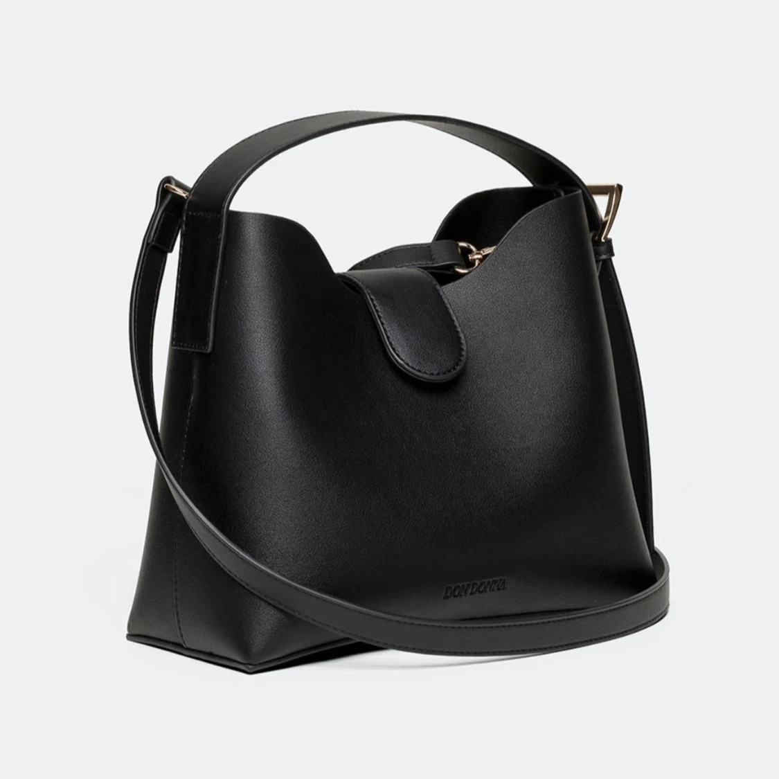 Svart axelväska från Don Donna - 2