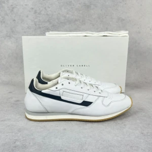 Oliver Cabell vintage runner noir sneaker - – Condition: 10/10 - brand new  – What is included: Box & dustbag