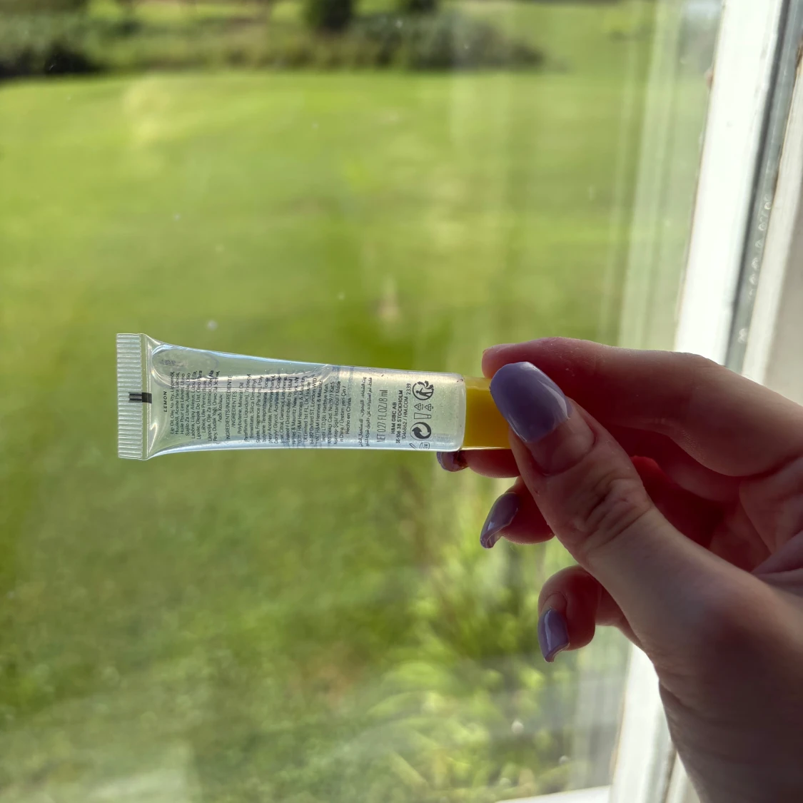 H&M Beauty Lemon Lip Oil - 1