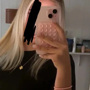 Sugpropp Mobilhållare  - 2 st mobilhållare med sugproppar som man sätter fast mobilen med. Ej dubbelsidig