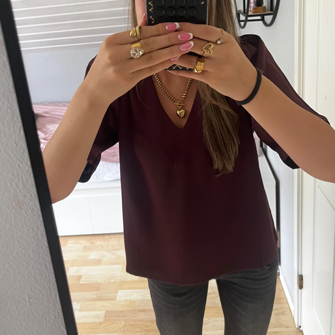 Vinröd blus från NeoNoir - 1