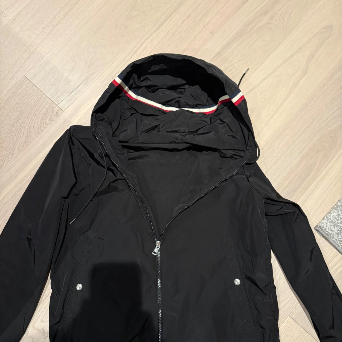 Svart vindjacka från Moncler - 1