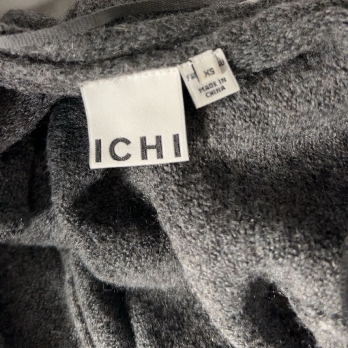 Grå omlottkofta från ICHI - 1