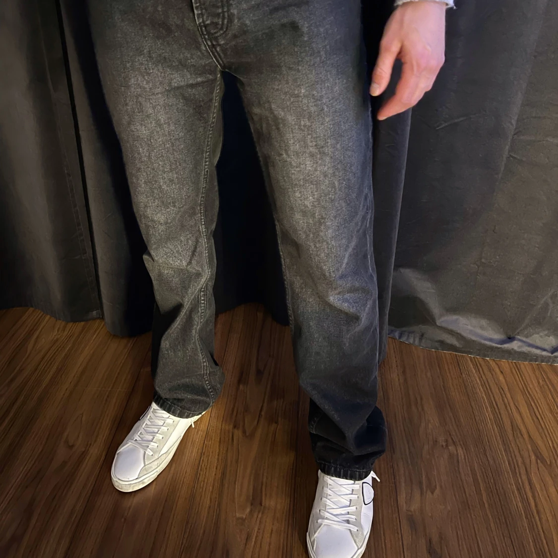 Svarta jeans från Montén