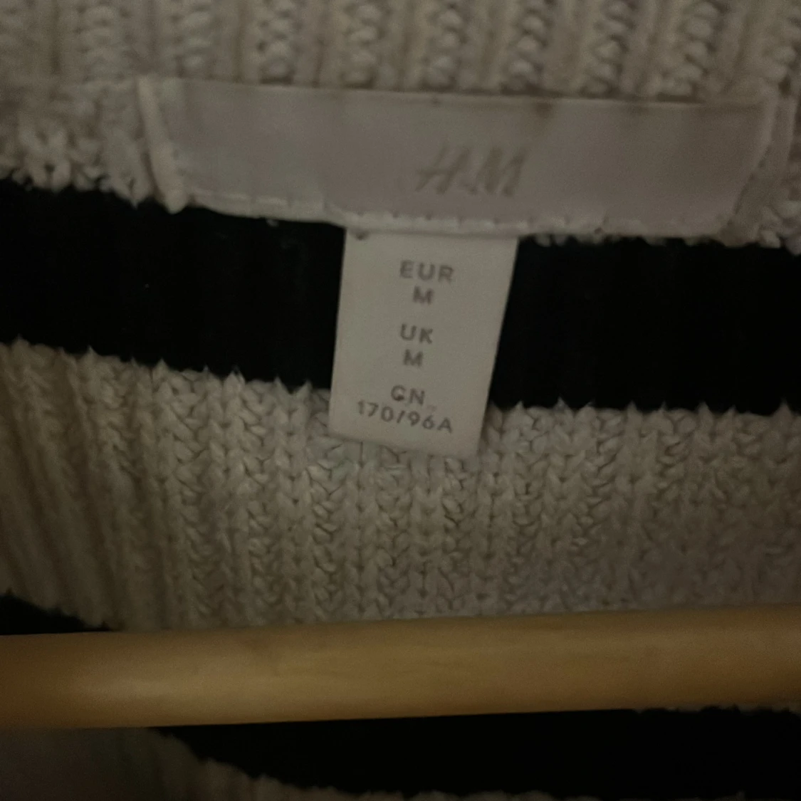 Randig stickad tröja från H&M - 1