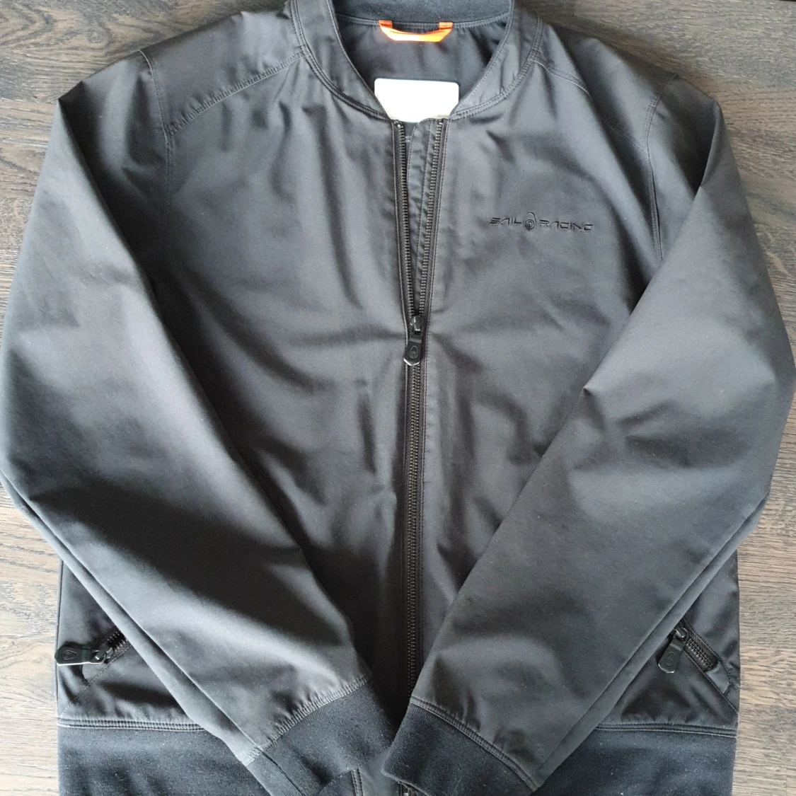 Svart jacka från Sail Racing