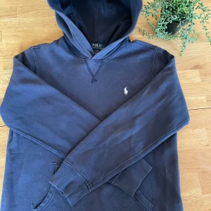 ralph lauren hoodie - kvitto finns!skriv vid funderingar!