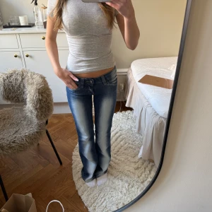 Weekday jeans  - Populära weekday jeans som är slutsålda. Storlek 26/32. Använda 2-3 gånger💗
