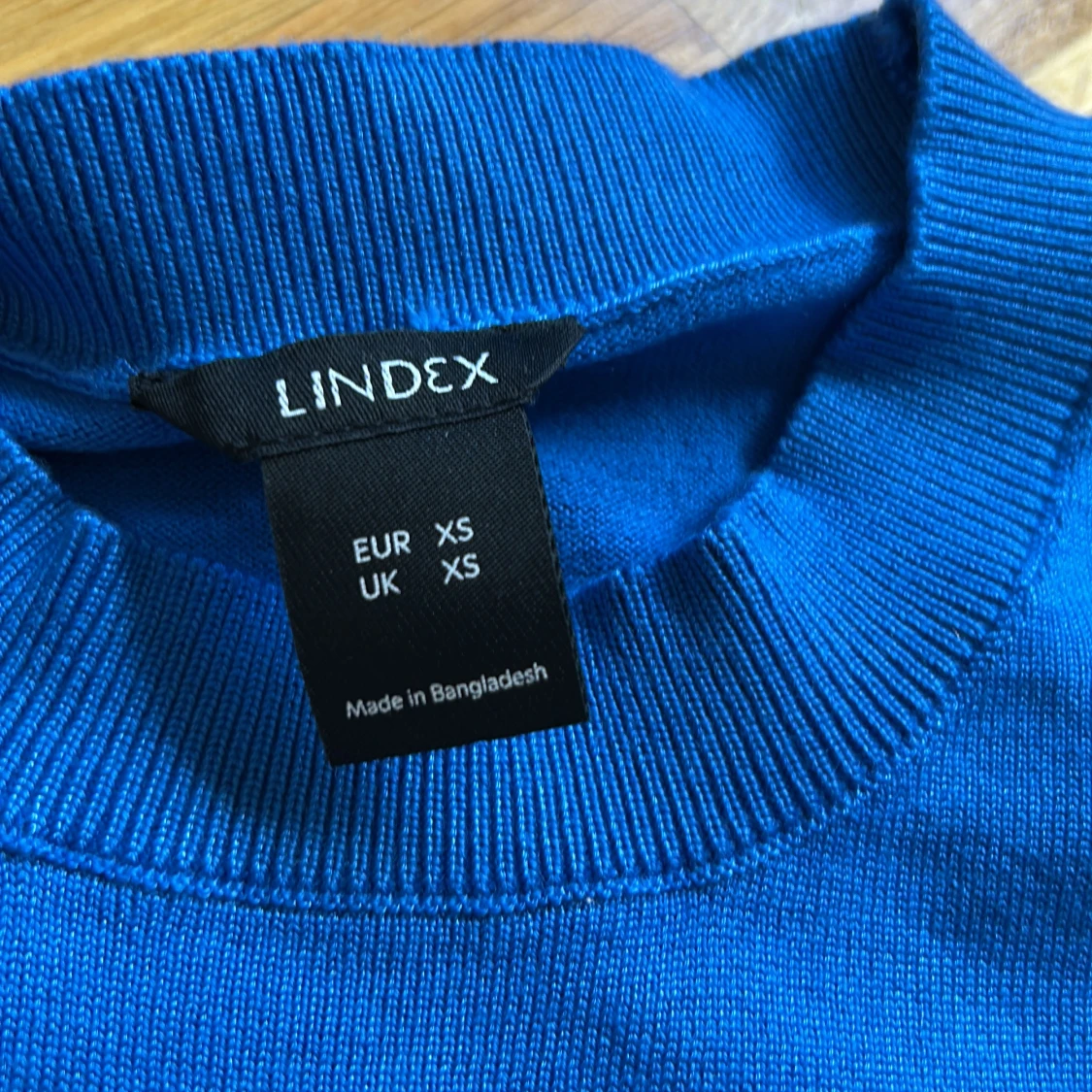 Blå kortärmad tröja från Lindex - 1