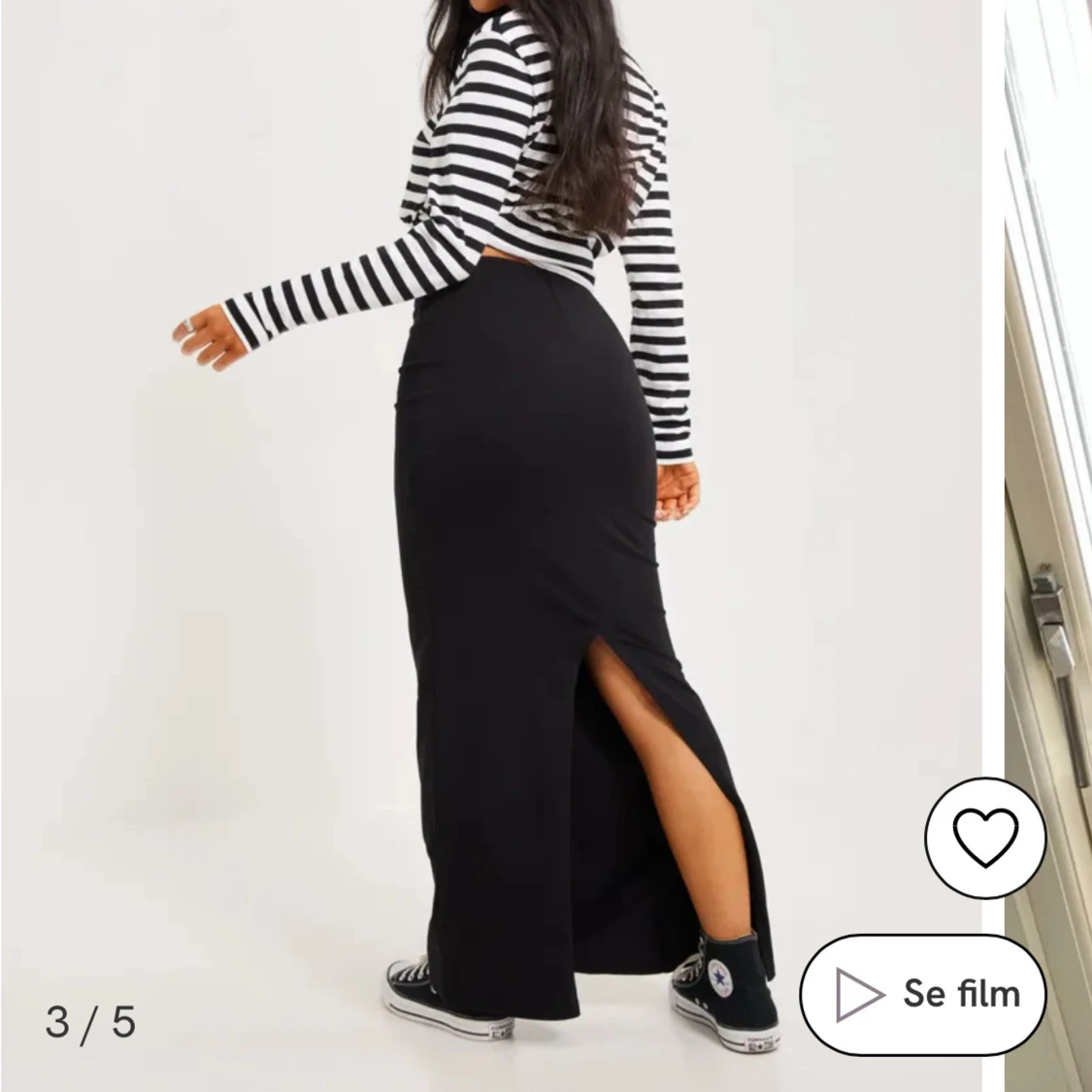 Svart långkjol med slits - 1