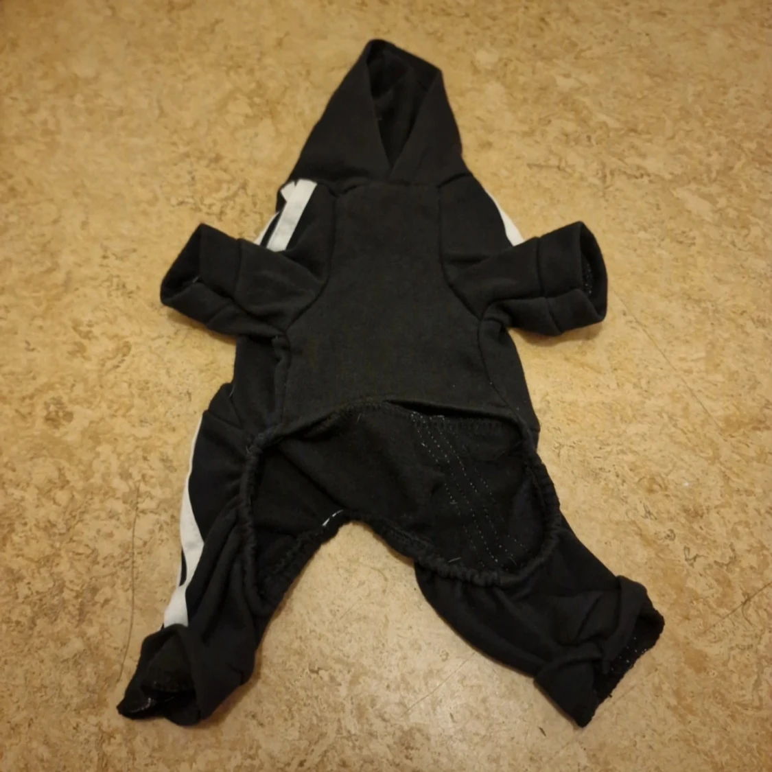 Svart hoodie för hundar