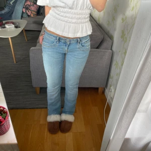 Jeans bootcut lågmidjade utsvängda lowwaist - Jeans LTB,  midja: 37cm innerbenslängd: 76cm