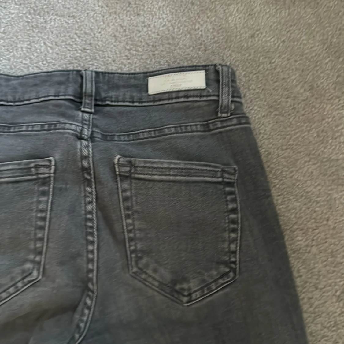 Grå bootcut jeans från ONLY - 2