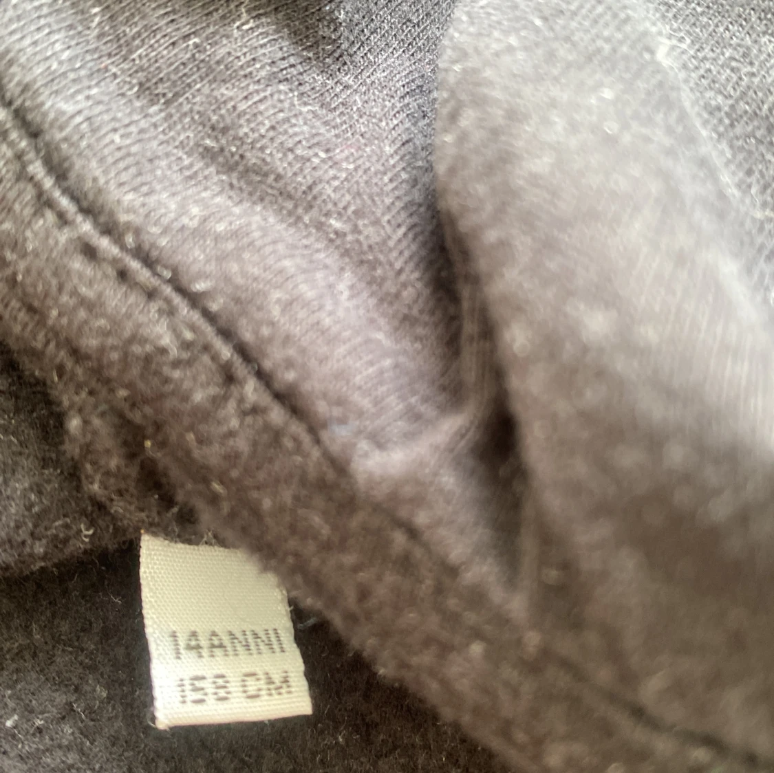 Svart hoodie med dragkedja från Replay - 4