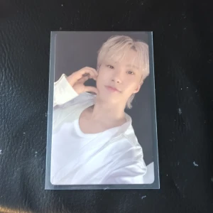 Hoshi seventeen pc - K-pop photocard Hoshi seventeen Spill The Feels Weverse Shop POB pre order benefit 