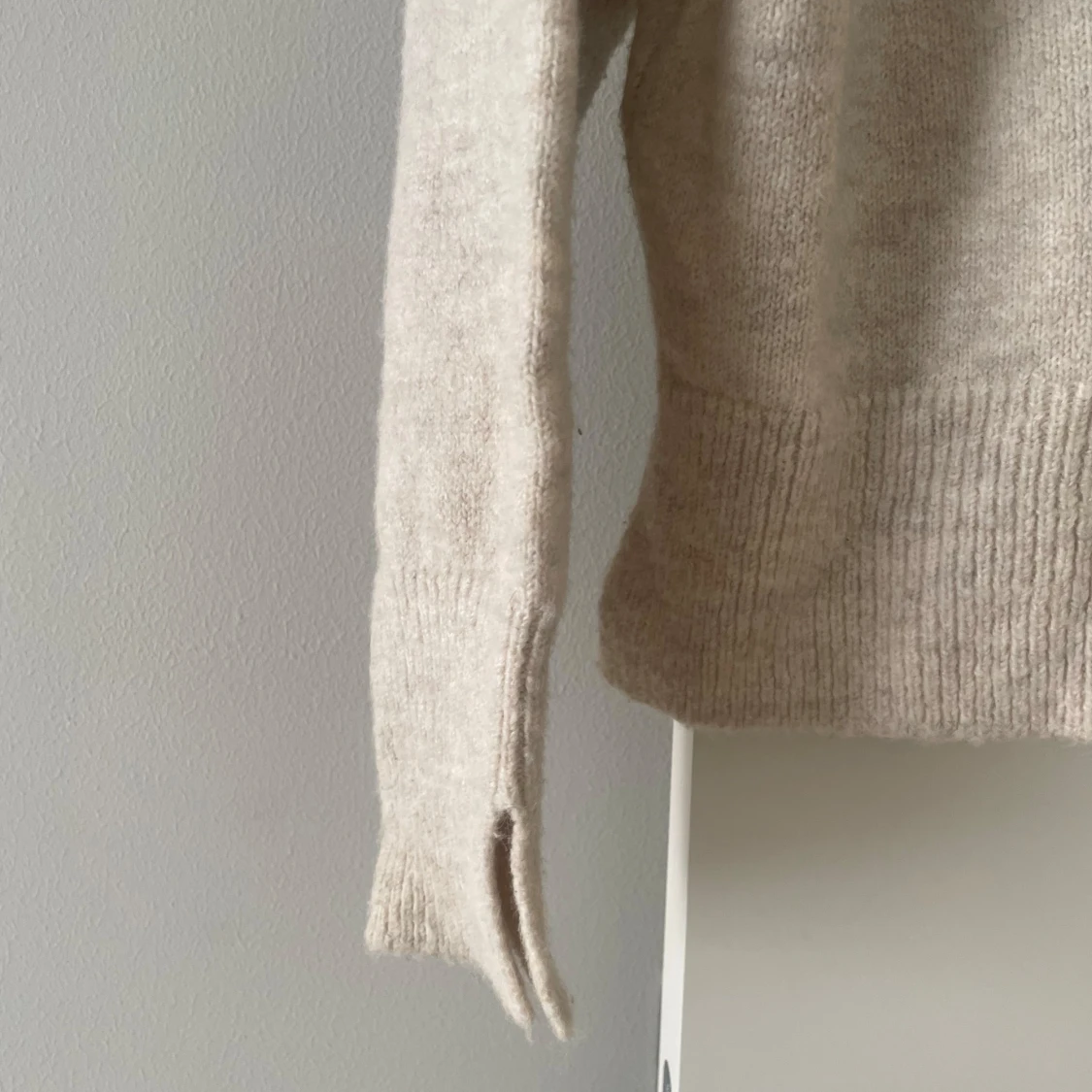 Beige stickad tröja  - 3