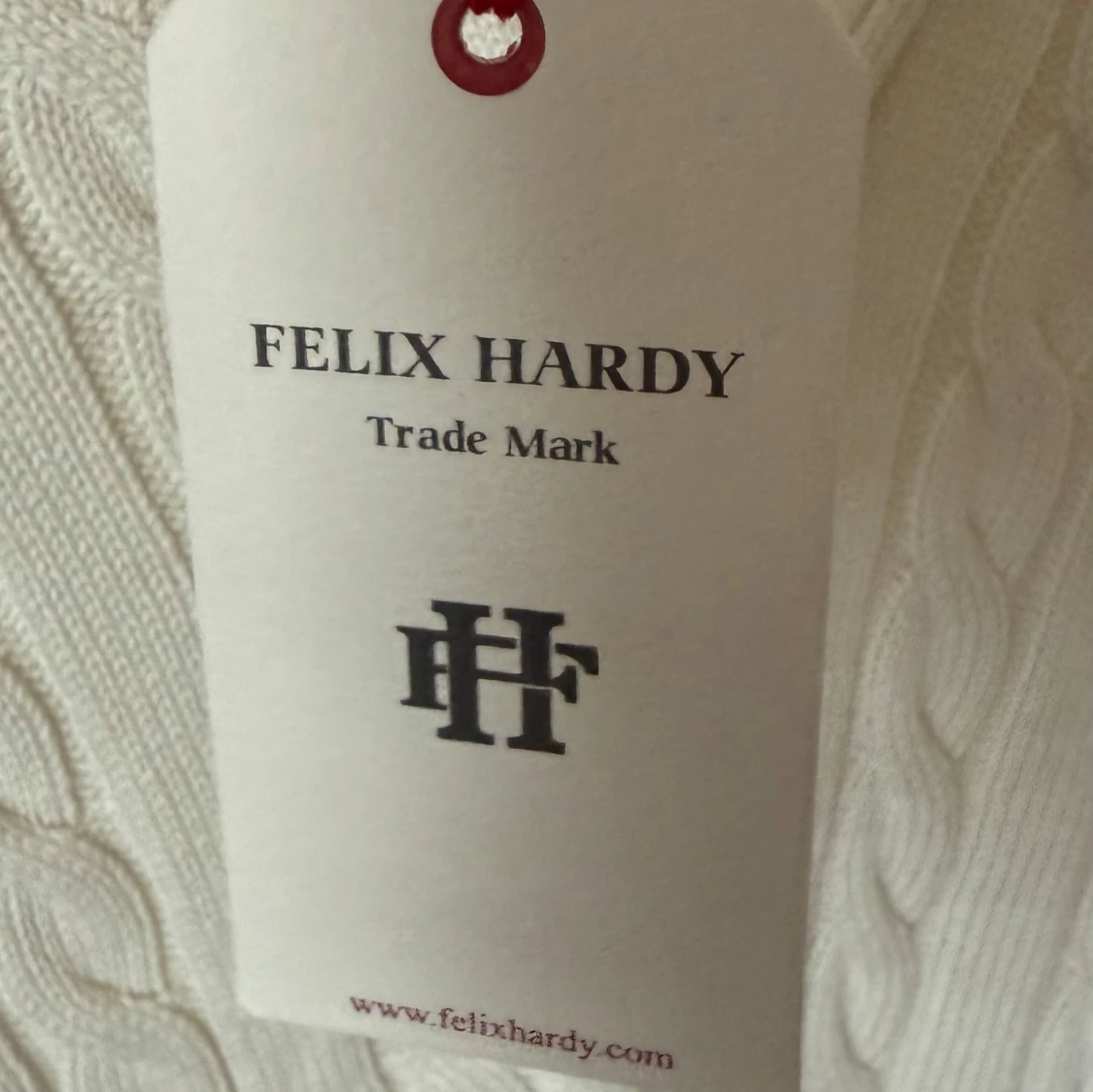 Vit stickad tröja med dragkedja från Felix Hardy - 4