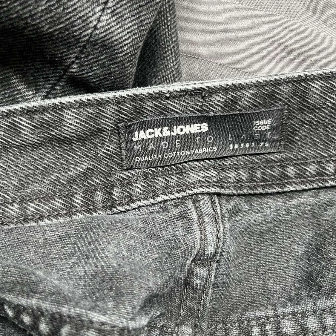 Svarta baggy jeans från Jack & Jones - 3