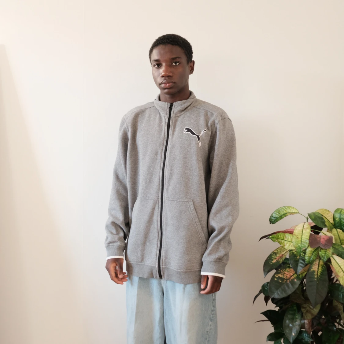 Grå ziptröja från Puma