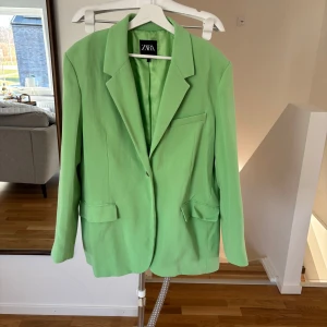 Kavaj Zara strl XL - Ny utan lapp 