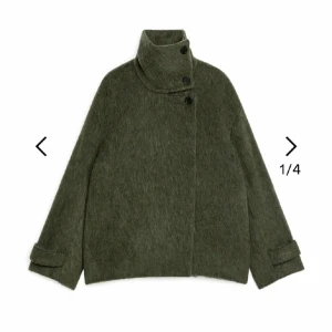 Kappa arket  - Jättesnyggggg jacka från arket🥰Fen är i nyskick och är perfekt till våren 🥰nypris 2000🥰