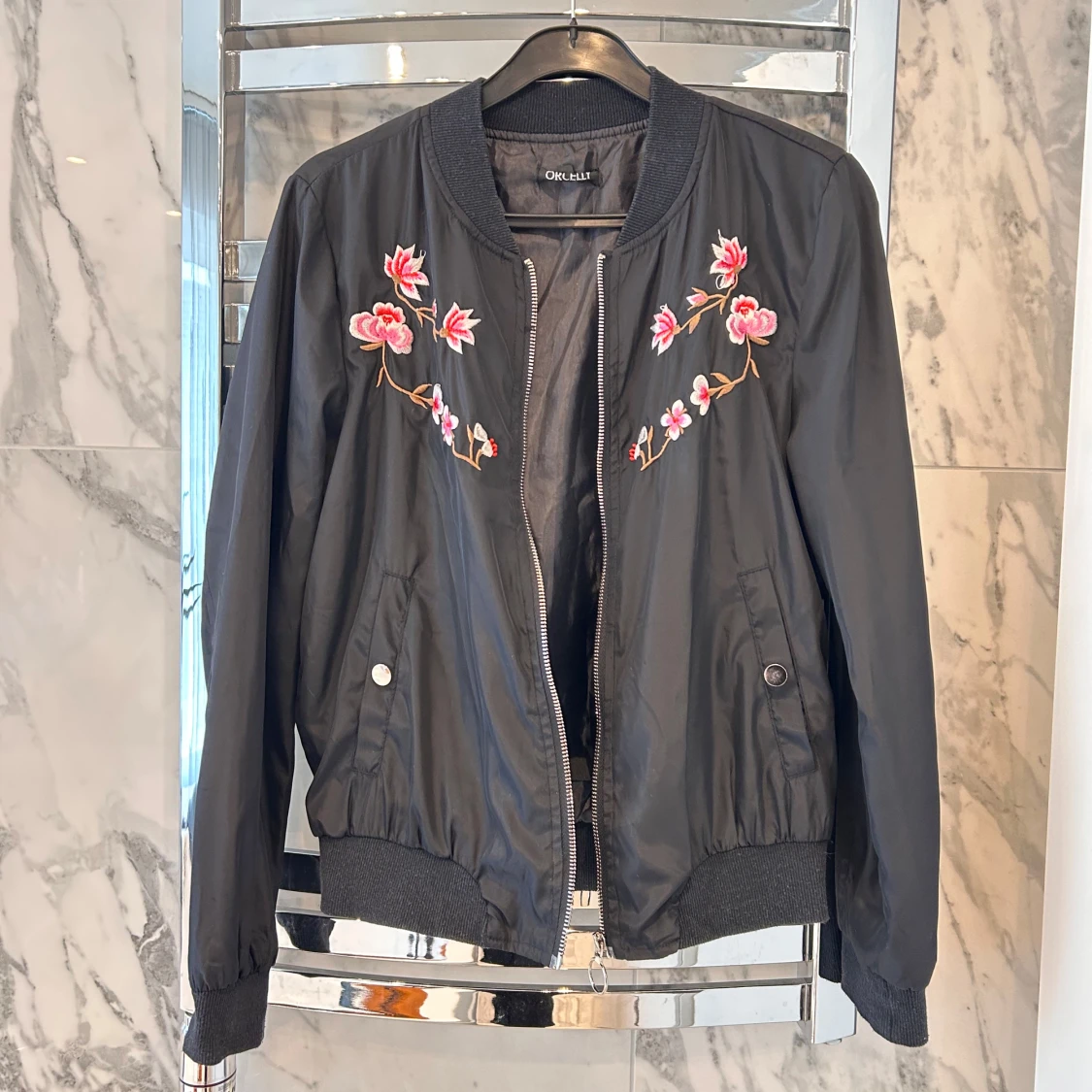 Jacka med blommor  - 1