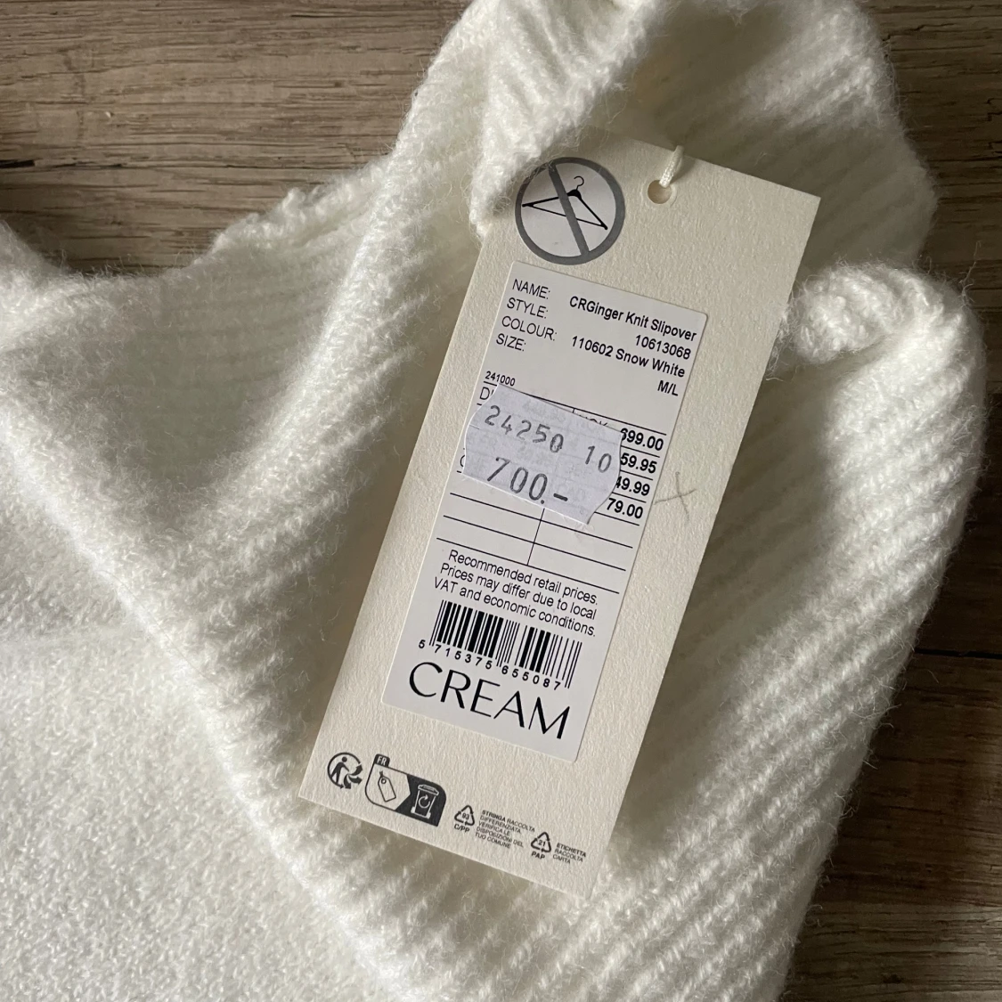 Vit ärmlös polotröja från Cream - 3