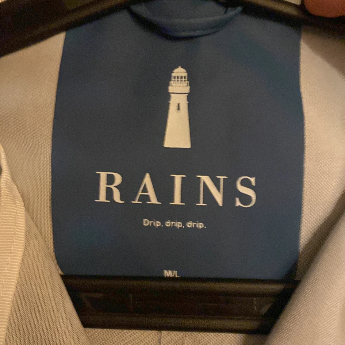 Blå regnjacka från Rains - 3