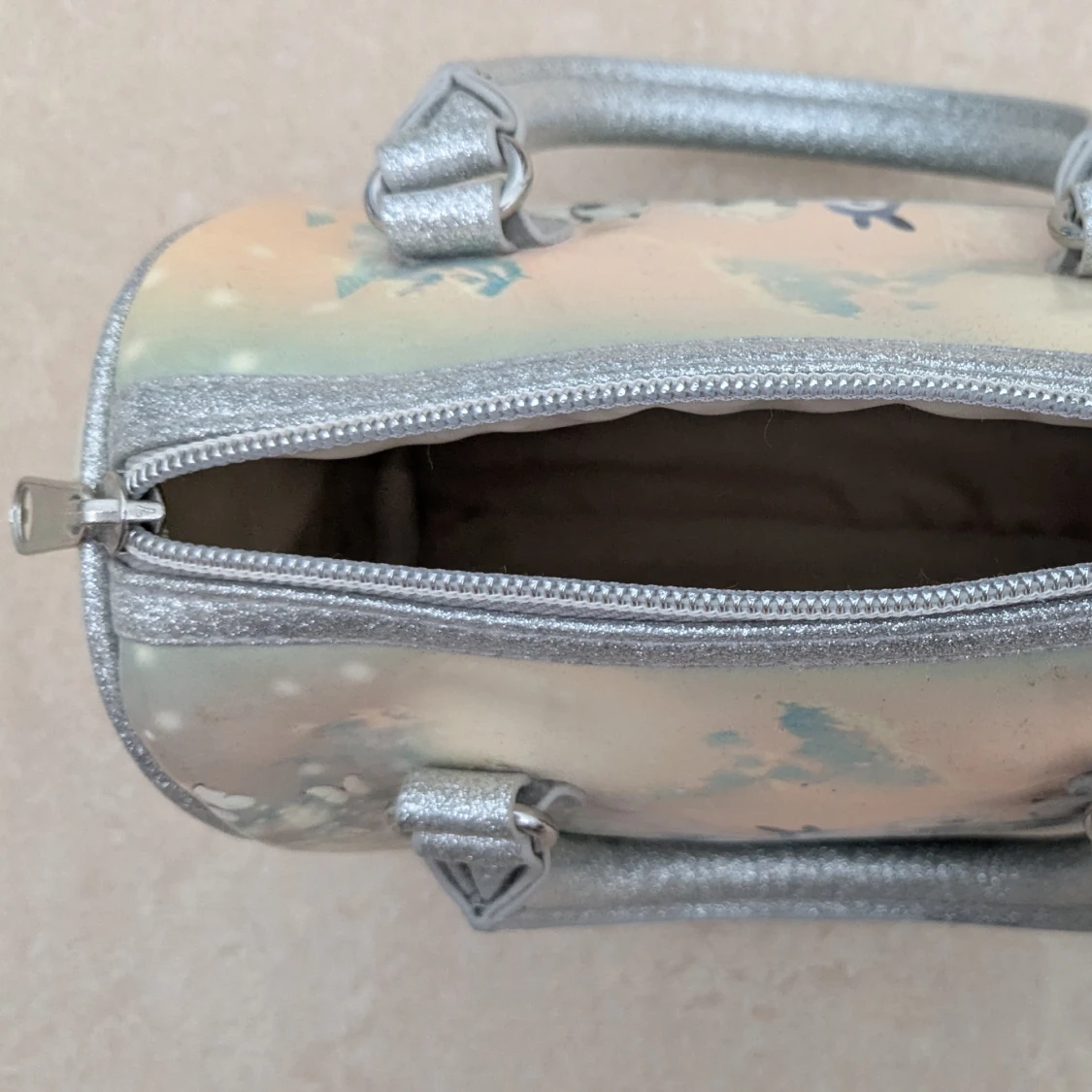 Söt handväska med sagomotiv - 4