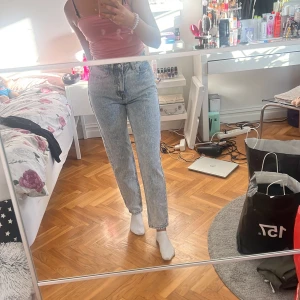 Nya jeans PLT - Helt nya oanvända jeans från Pretty Little Thing strl 34