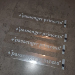 Bil klistermärken - Super fina bil klistermärken, 1st för 10kr, 2st för 15kr eller alla för 25kr