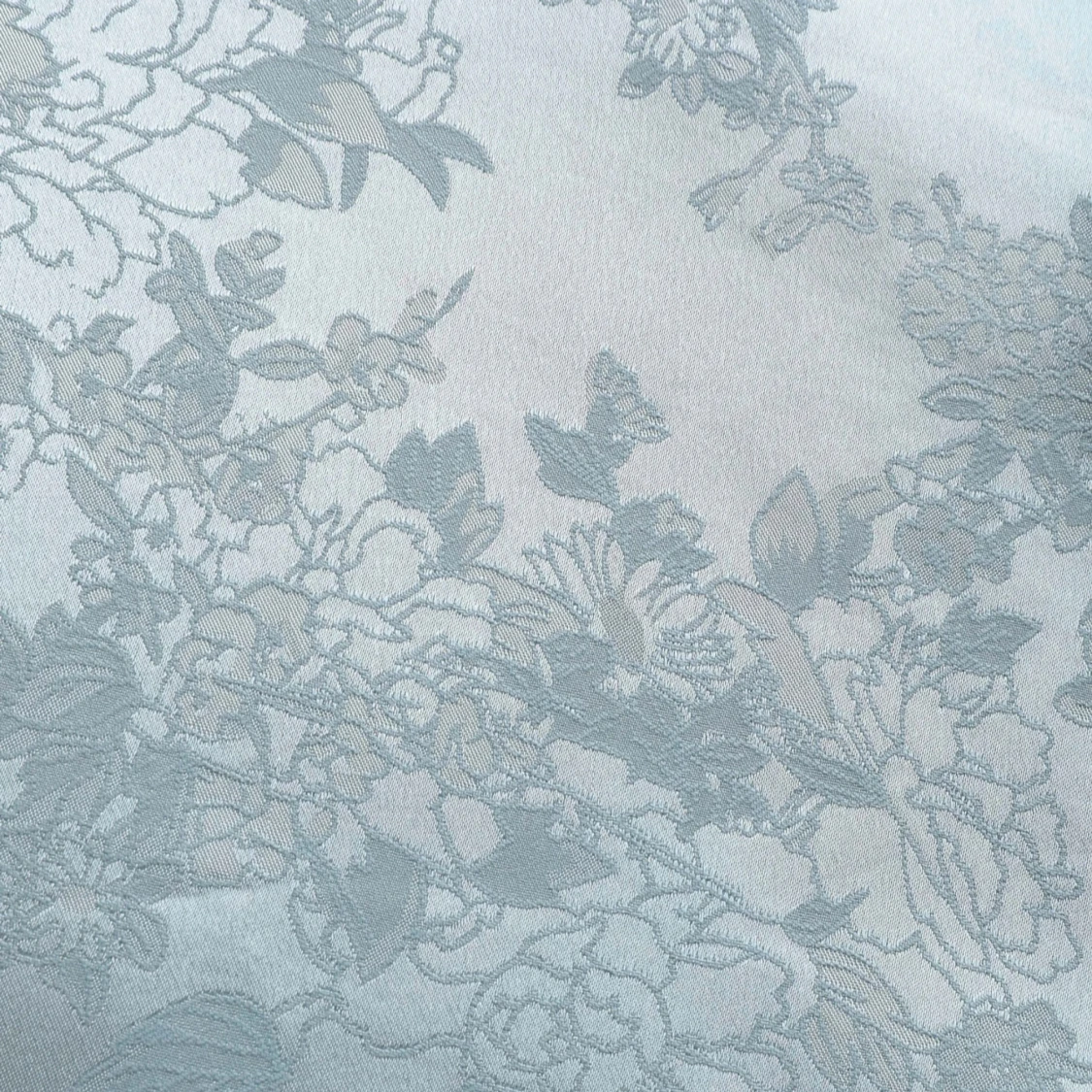 Ljusblå sidenklänning med blommönster - 3