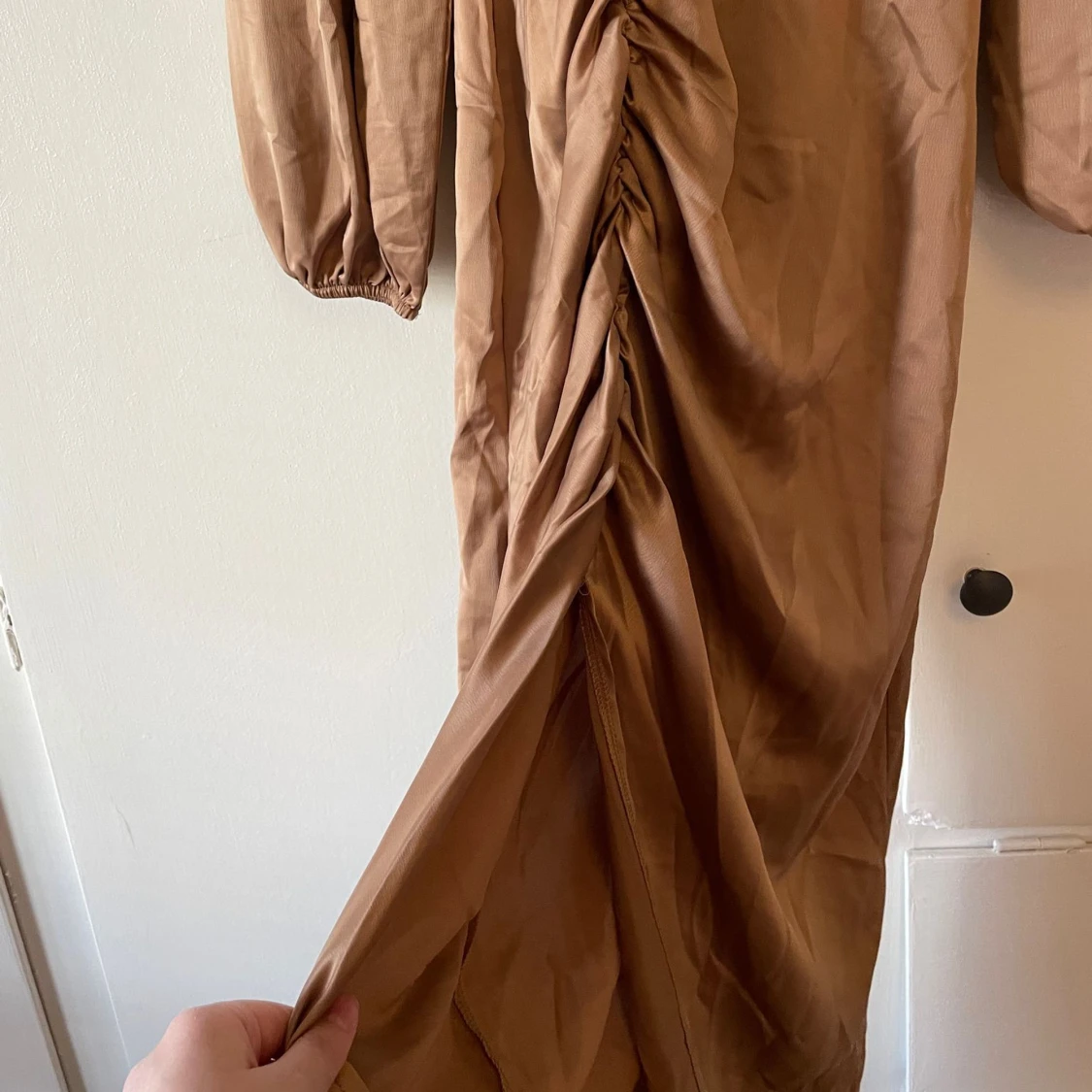 Helt ny, oanvänd Brun klänning - 2