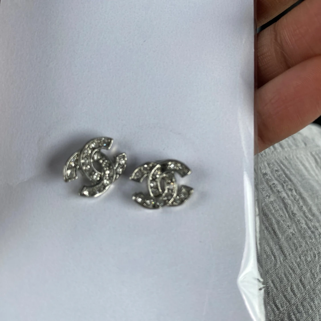 Channel örhängen - 2