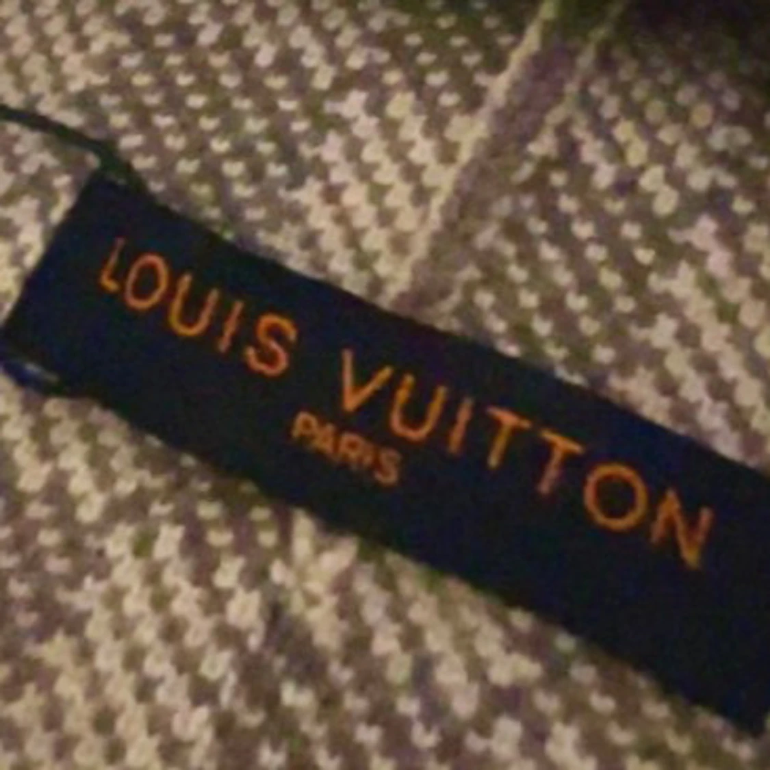 Grå rutig mössa från Louis Vuitton - 2