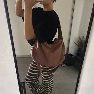 Väska - Från misako, tryck köp nu