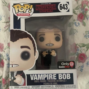 stranger things funko pop - stranger things funko pop - bob, skriv för att frågor eller om priset!