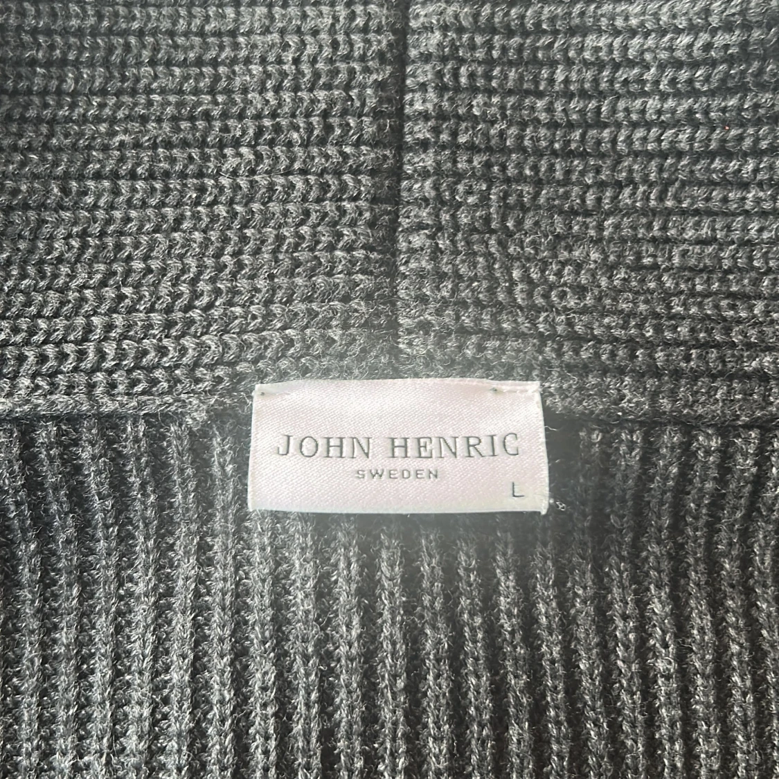 Svart ribbad kofta från John Henric - 1