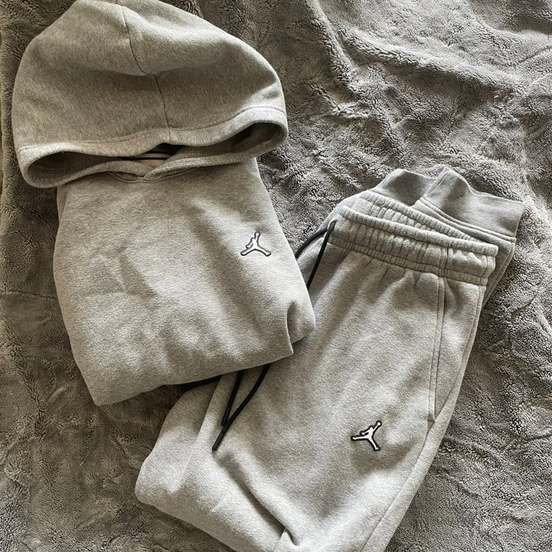 Grå Jordan tracksuit  - 4
