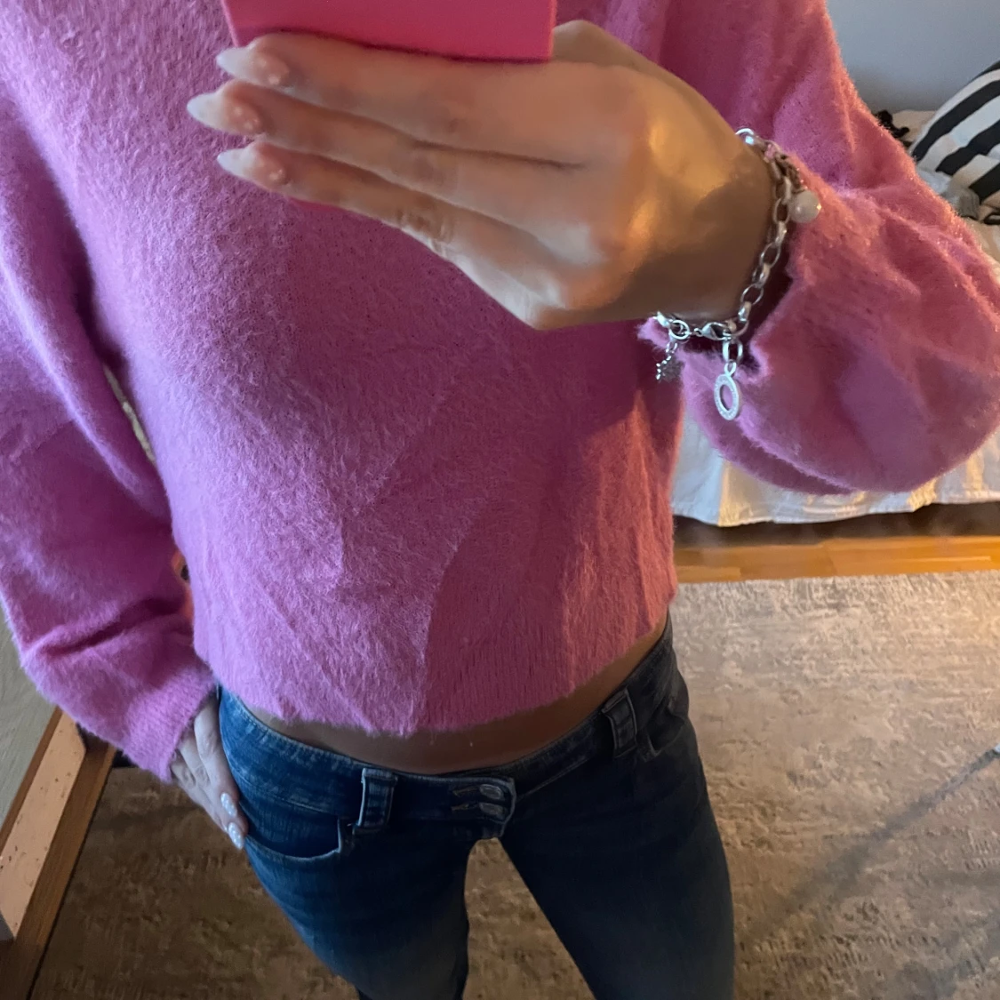 Mörkblå  jeans med låg midja - 1