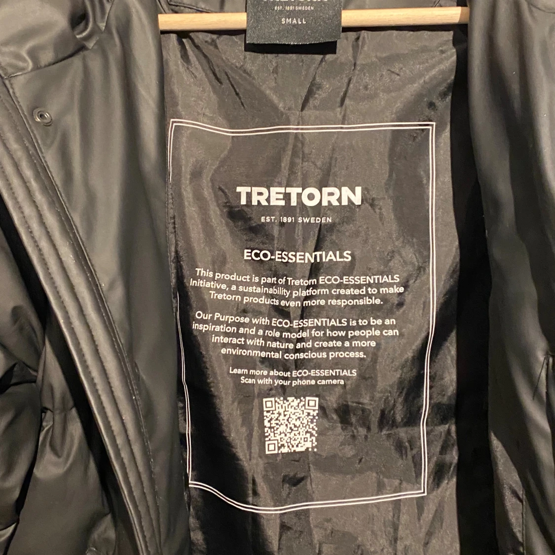 Svart baffle jacka från Tretorn!  - 3