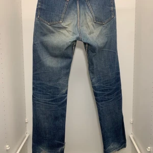 A.P.C Selvedge jeans - Tjena! Säljer nu dessa riktigt snygga APC Selvedge  jeans men en riktigt härlig tvätt! Jeansen passar även w28 Hör av dig vid funderingar!🙃