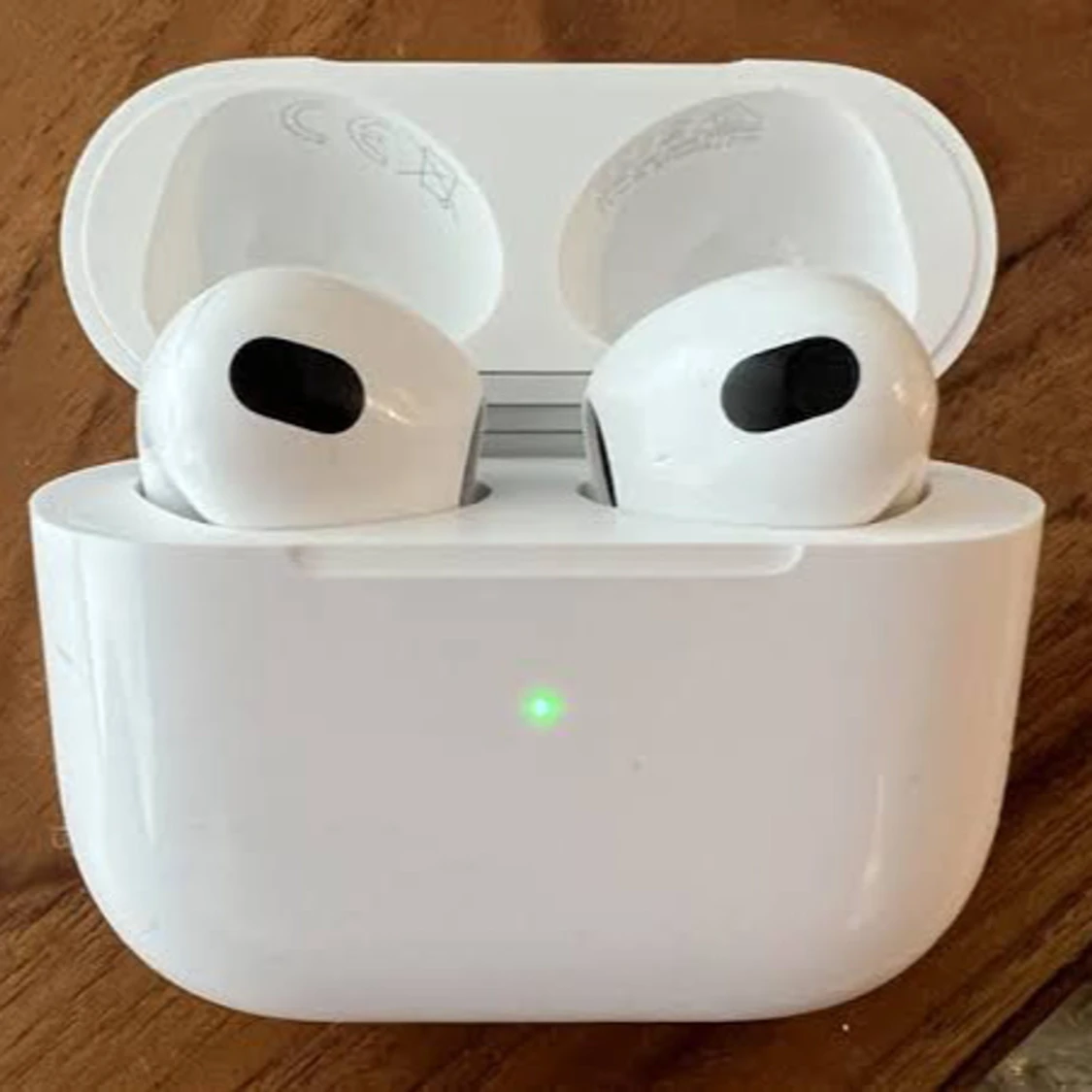 AirPods 3